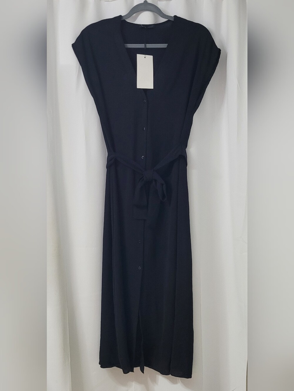 NWT Zara Black V-Neck Knit Midi Belted Dress